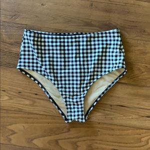 Old Navy High Waisted Bottom